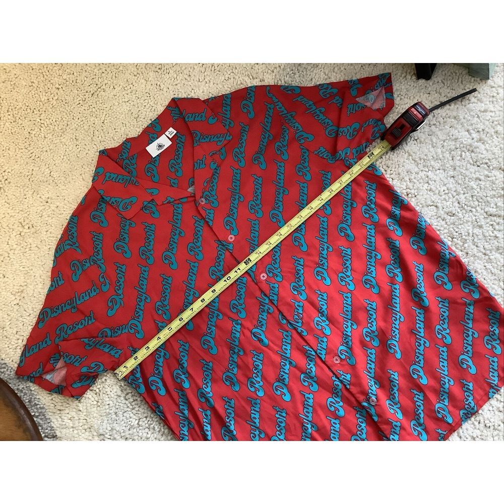 Disneyland Resort Men's Camp Shirt Size Large